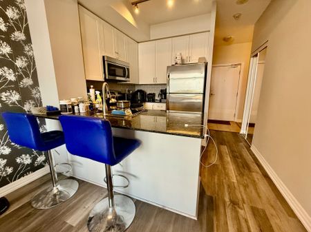 For Lease - 1940 Ironstone Drive Unit# 317, Burlington, Ontario - Photo 4