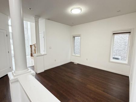 For Lease - 40 Lexington Avenue, Hamilton, Ontario - Photo 4