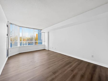 For Lease - 1131 Steeles Avenue Unit# 302, Toronto, Ontario - Photo 4