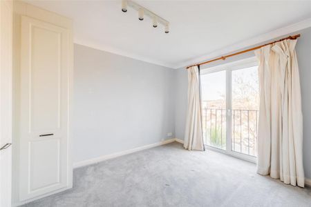 2 bedroom end of terrace house to rent - Photo 5