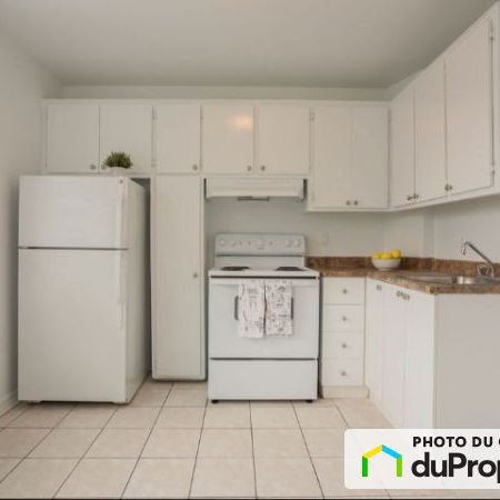 4290-4320 boulevard Métropolitain, Saint-Léonard à louer - Photo 1