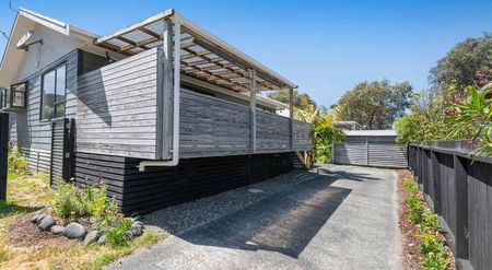 Move in ready for Summer! - Photo 5