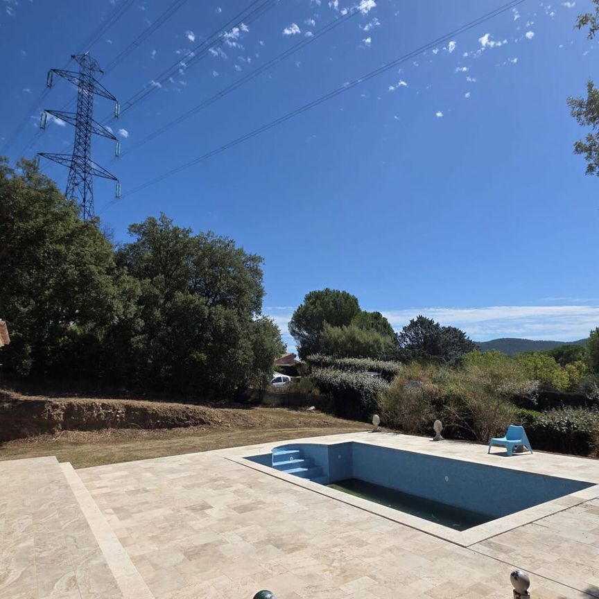 LOCATION MAISON AVEC PISCINE -BAGNOLS EN FORET, - Photo 1