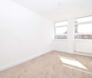 Trend House, Northgate, Wakefield, - Two Bedroom, WF1 - Photo 3
