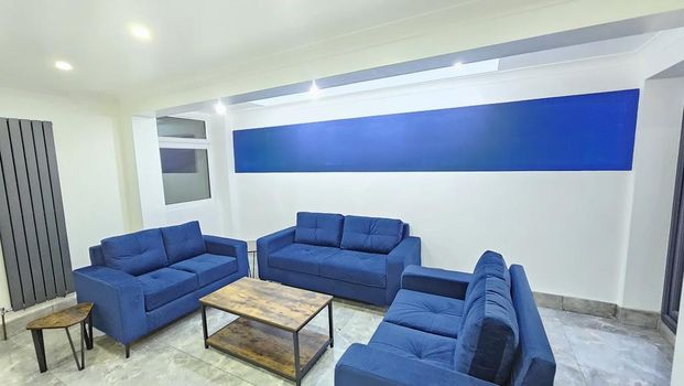 4 bedroom house to rent - Photo 1