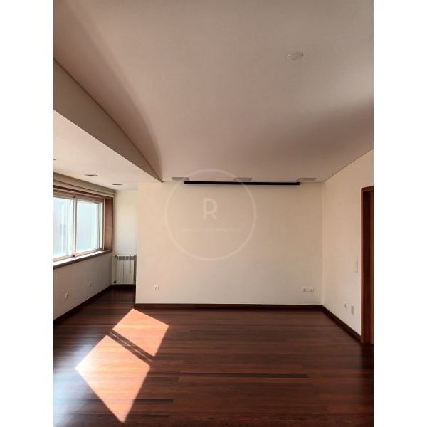 Apartamento T6 em Aveiro - Foto 1