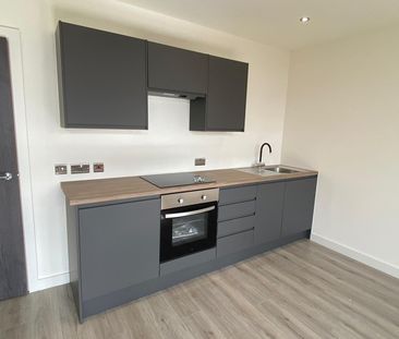 2 bedroom apartment to rent - Photo 2