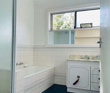 43 Henry Street, Pakenham - Photo 6