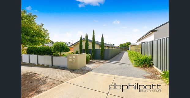 GREAT LOCATION - Photo 1