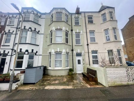 Sea View Terrace, Margate - Photo 3