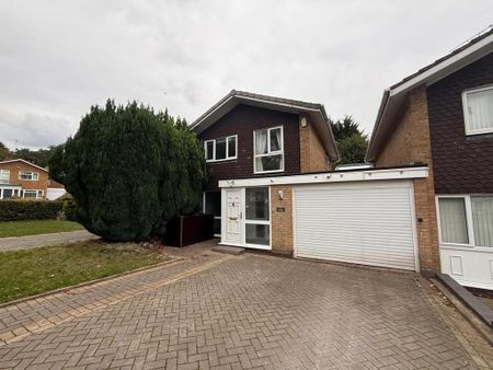 4 bedroom detached house to rent - Photo 4