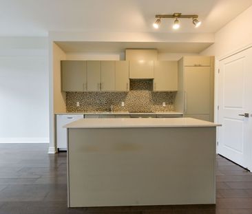 For Lease - 23 Glebe Road Unit# 323, Toronto, Ontario - Photo 5