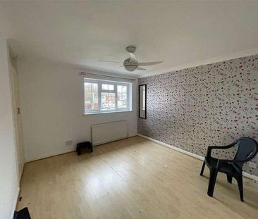 Bishopsteignton, Shoeburyness, Southend-on-sea, Essex, SS3 - Photo 6