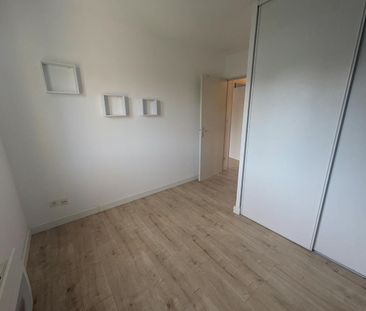 Appartement T2 VILLENEUVE LES AVIGNON à louer - Photo 3