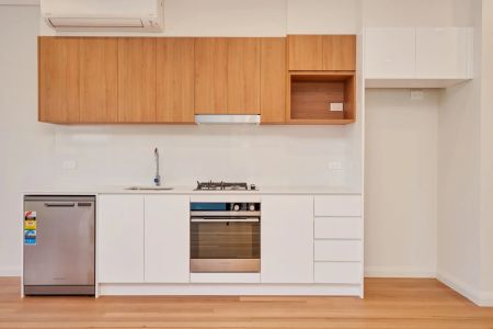 Over-sized two bedroom unit in "The Reservoir". - Photo 3