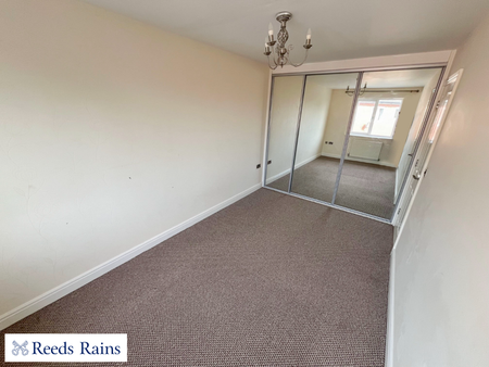 3 bedroom terraced house to rent - Photo 5