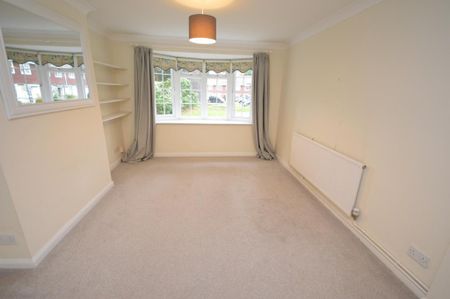 3 bedroom end of terrace house to rent - Photo 3