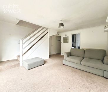 2 bedroom end of terrace house to rent - Photo 2