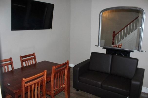 4 bedroom house to rent - Photo 1