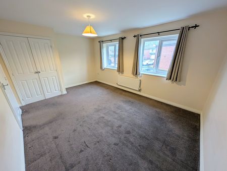 A 3 Bedroom Terraced - Photo 5