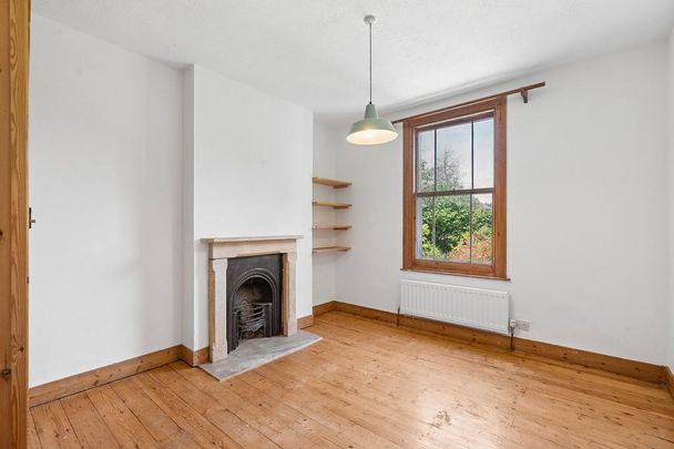 4 bedroom terraced house to rent - Photo 1