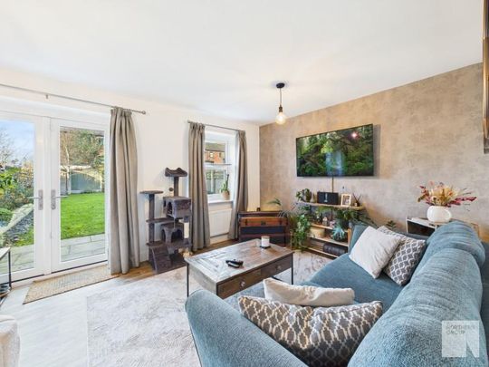 3 bedroom semi-detached house to rent - Photo 1