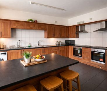 Room in a Shared House, Crookesmoor Road, S10 - Photo 6