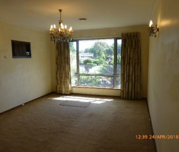 Nice Family Home - BREAK LEASE - Photo 3