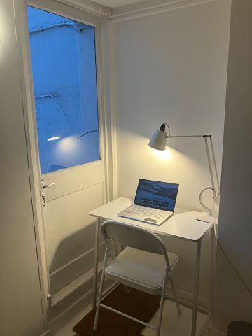 Room in a Shared House, Cheltenham Place, BN1 - Photo 3