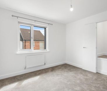 2 bedroom terraced house to rent - Photo 4