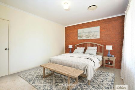 Central and Convenient Location! - Photo 2