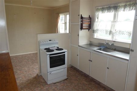 Affordable 3 bedroom - Photo 5