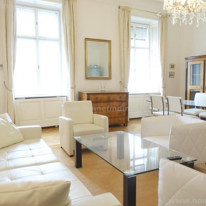 expat flat: furnished 3 rooms I möblierte Altbauwohnung beim Parlament - Photo 1