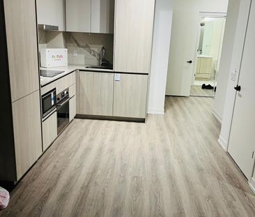 For Lease - 8 Interchange Way Unit# 5215, Vaughan, Ontario - Photo 2