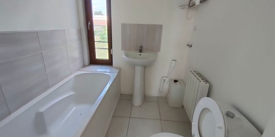 Location Appartement 2 pièces 39m² - Photo 3