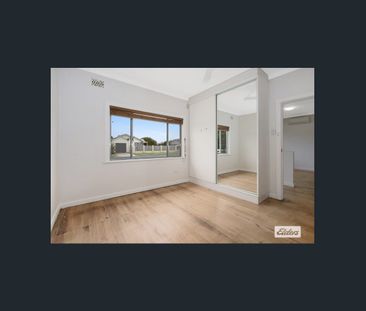 Low maintenance home in great location - Photo 4