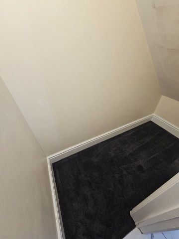 1 Bed Flat, Gainsborough Road, LE2 - Photo 2