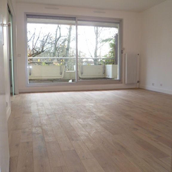 Location appartement 2 pièces, 52.00m², Yerres - Photo 1
