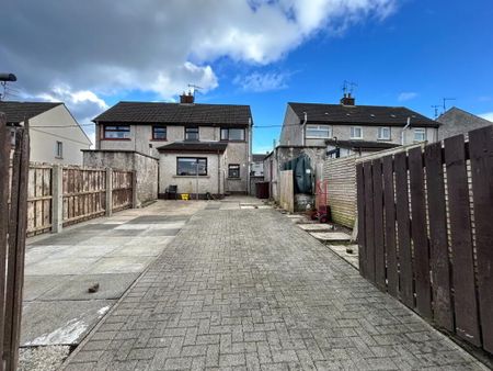 38 Grant Avenue, Randalstown, BT41 3AP - Photo 3