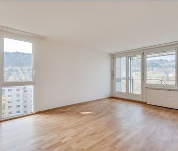 Beautiful, bright and spacious apartment - Foto 1