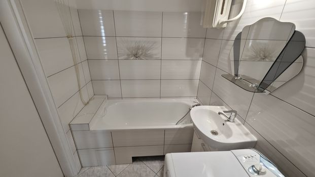 Kijewo - wynajem, 1 pok. 35m2, I piętro, balkon - Photo 1