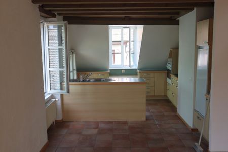 Charmant appartement de 5,5 pièces avec mezzanine au cœur de Cossonay - Photo 2