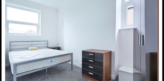 1 Bed Flat, Bignor St, M8 - Photo 2