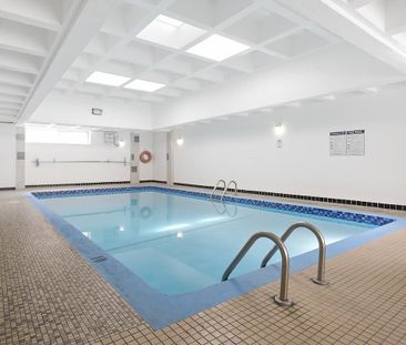 135 East Sherbrooke street, Montréal, QC - Photo 3