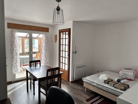 Studio meublé avec véranda rue Victor Prouvé - Photo 4