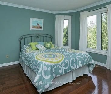 Detached Home For Lease | N9061837 - Photo 1