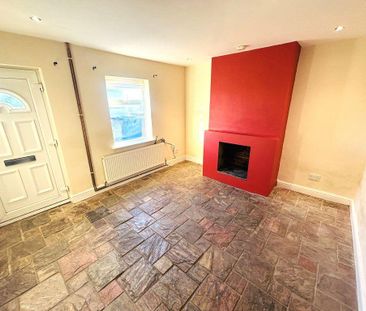 2 bedroom house to rent - Photo 1