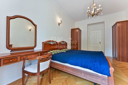 Pronájem bytu 3+kk 88 m², Vozová 1558, Praha Vinohrady - Photo 4