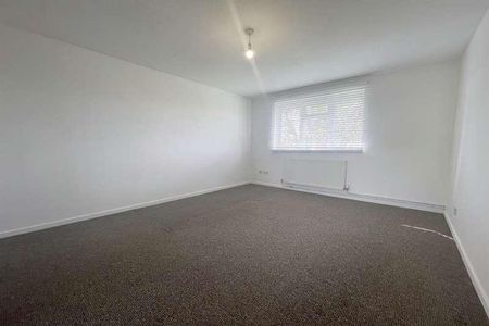 Lexden Drive, BN25 - Photo 5