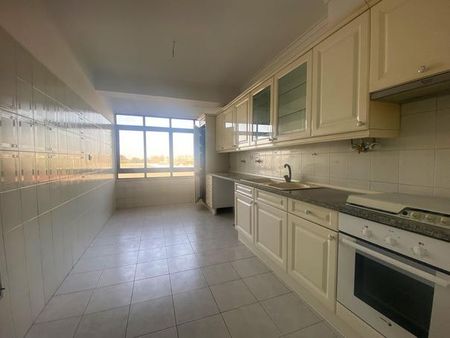 Apartamento T4 em Lisboa - Photo 4